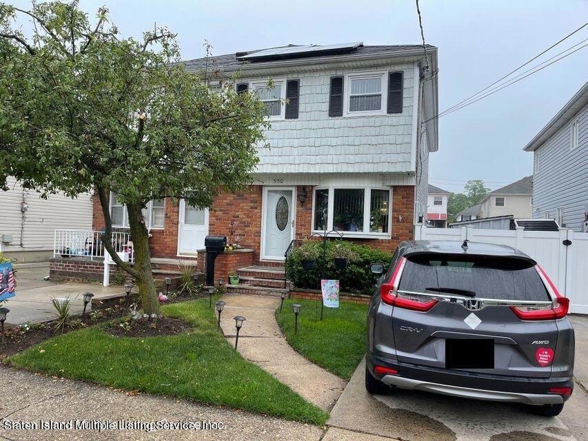 330 Fairbanks Ave, Staten Island, NY 10306 - photo 1