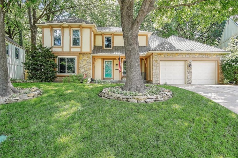 7941 Westgate Dr, Lenexa, KS 66215 - photo 1