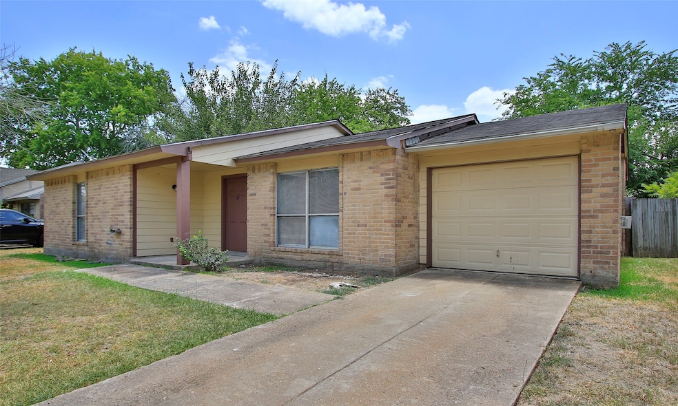 24043 Rockin Seven Dr, Hockley, TX 77447 - photo 1