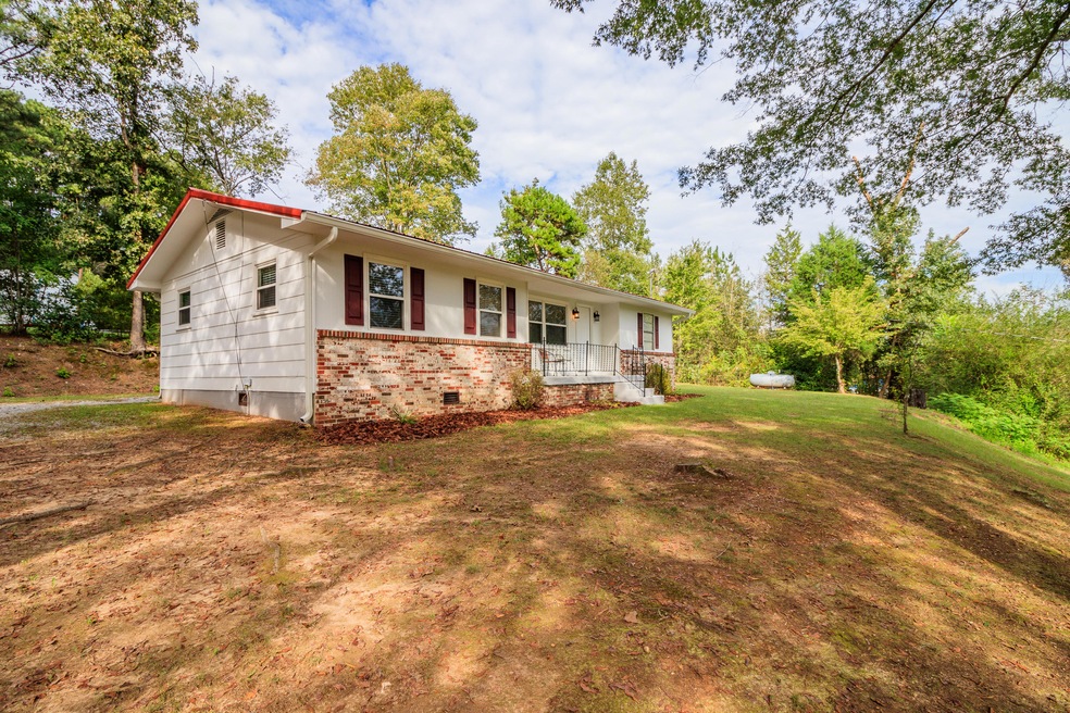 2447 E Hwy 136