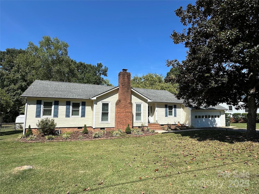 818 Rubens Rd SW, Concord, NC 28027 - photo 1