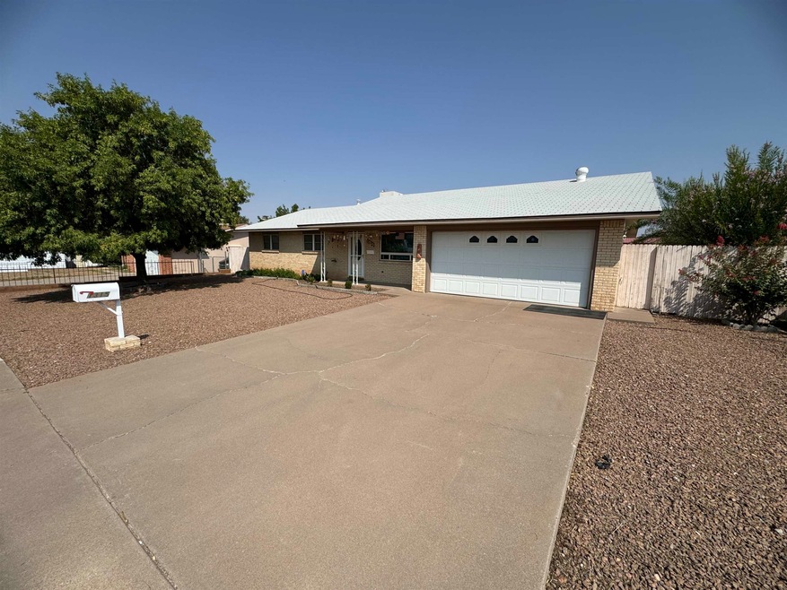 1315 Scenic Dr, Alamogordo, NM 88310 - photo 1