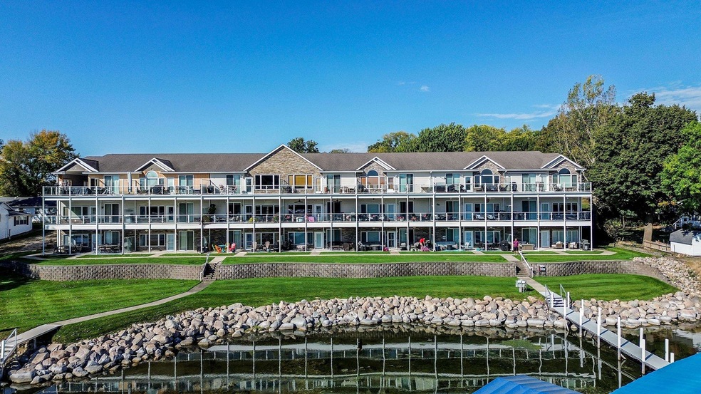 14 Iowa St unit B4, Arnolds Park, IA 51331 - photo 1