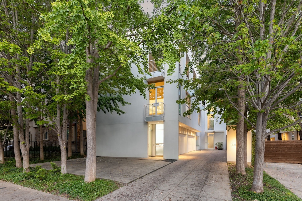 Under Contract $1,695,000 • Co-Listing Agent