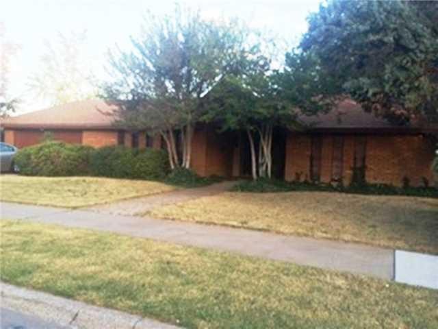 10008 Eastridge Dr, El Paso, TX 79925 - photo 1