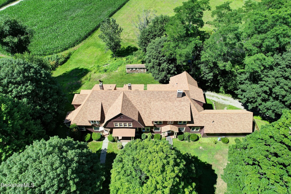 35 Silver St, Great Barrington, MA 01230 - photo 1