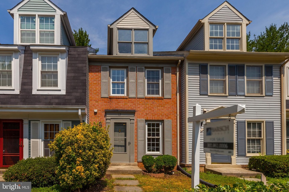 17 Strath Haven Ct, Montgomery Village, MD 20886 - photo 1