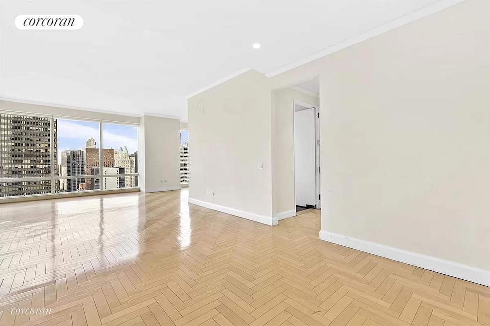 For Sale $2,500,000 • Co-Listing Agent