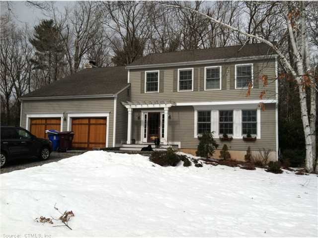 32 Wildwood Rd, Farmington, CT 06032 - photo 1