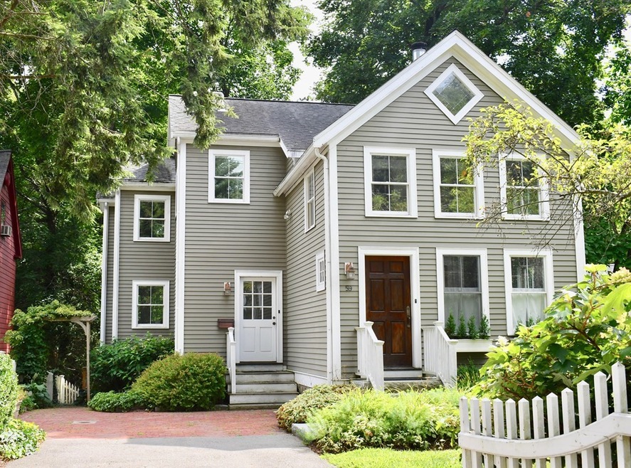 59 Crest Rd, Wellesley, MA 02482 - photo 1