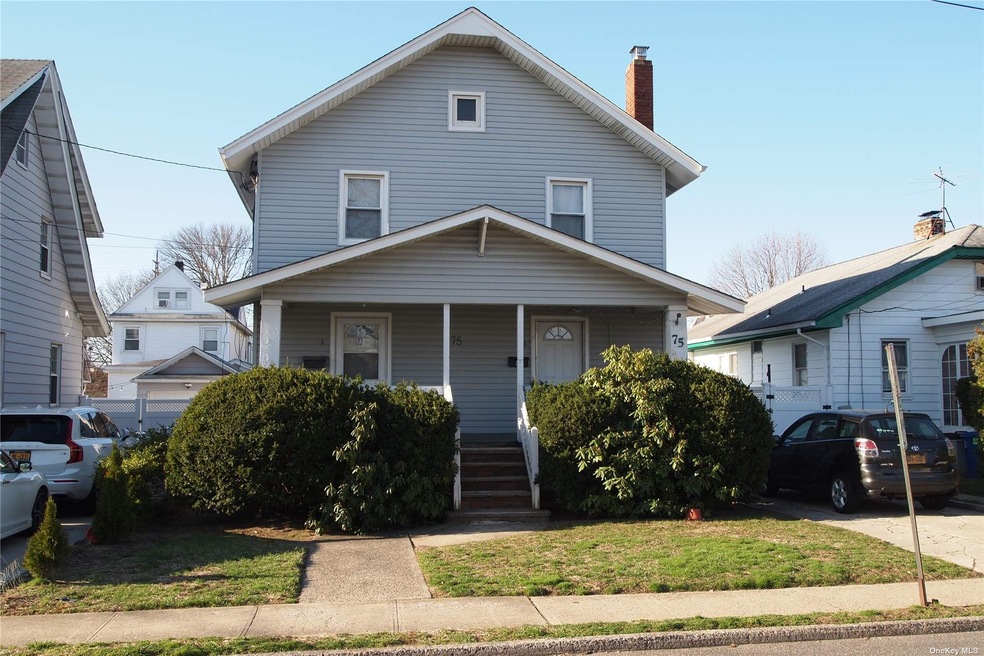 75 Langdon Place, Lynbrook, NY 11563 - photo 1