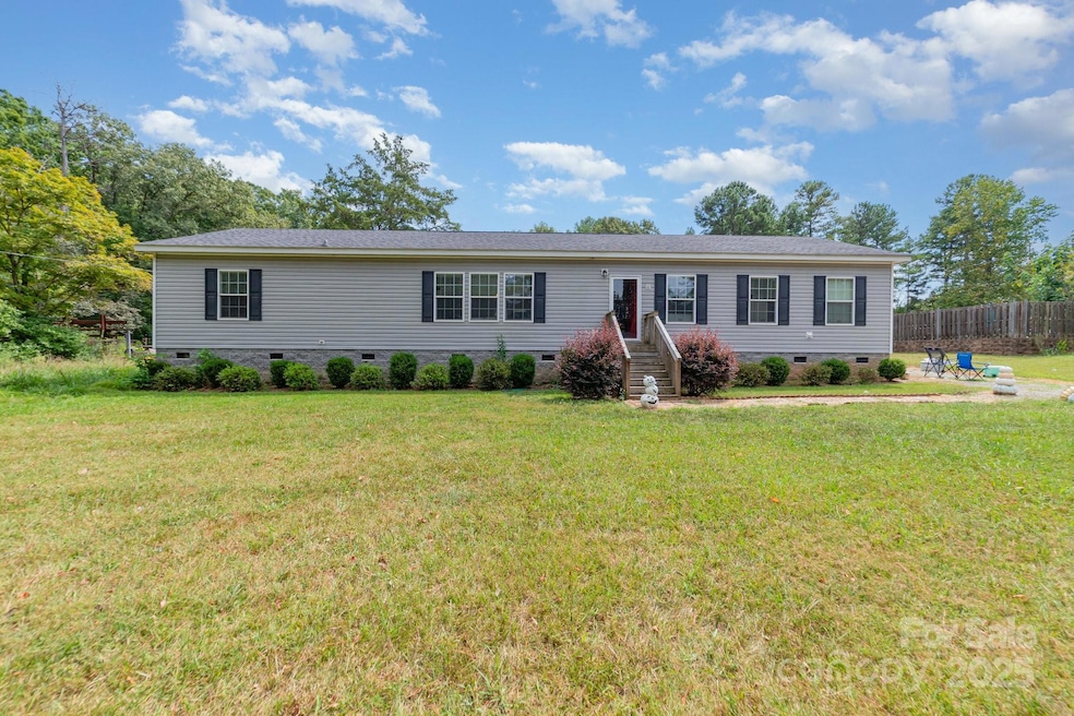 1206 Old Friendship Rd, Rock Hill, SC 29730 - photo 1