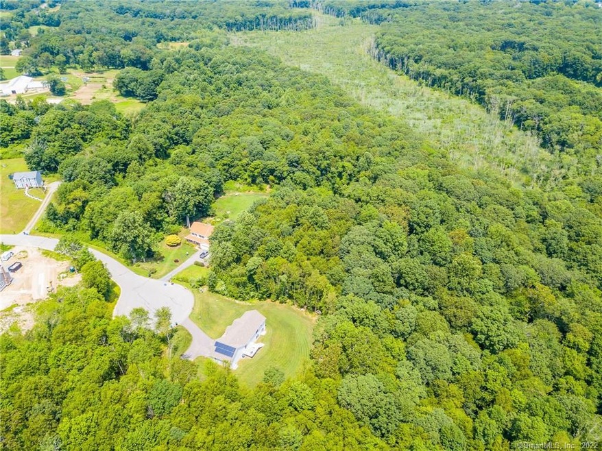 11 Applewood Dr, Ledyard, CT 06339 - photo 1