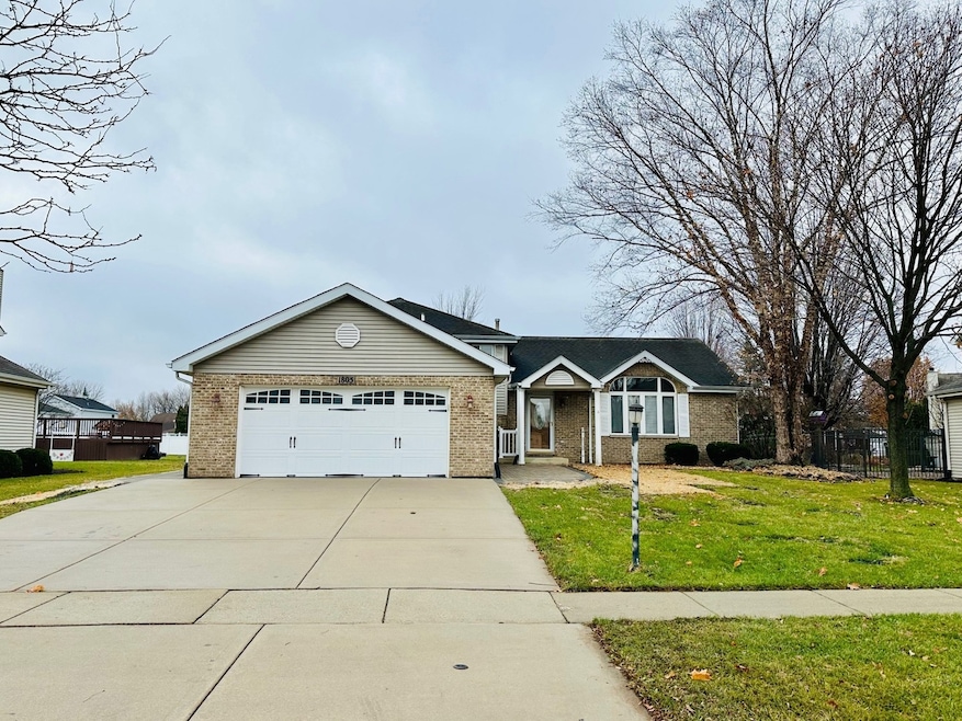 1805 Pebble Beach Dr, Plainfield, IL 60586 - photo 1