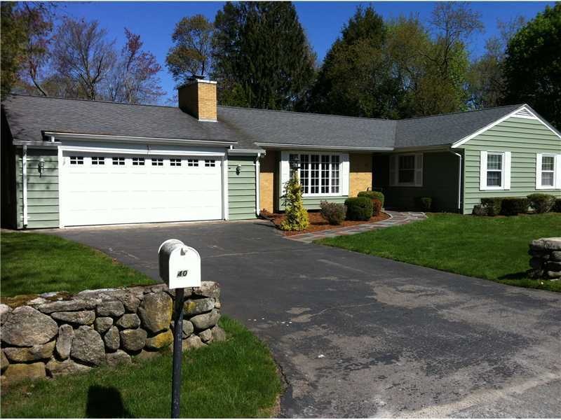 40 Houtman Ave, Cumberland, RI 02864 - photo 1
