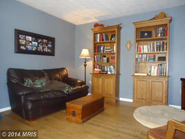 112 Running Bear Ct, Front Royal, VA 22630 - photo 1