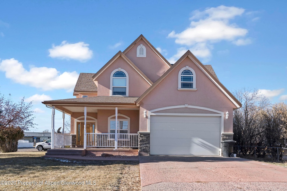 308 Riverview Ave_027