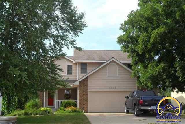 5675 SW 34th St, Topeka, KS 66614 - photo 1