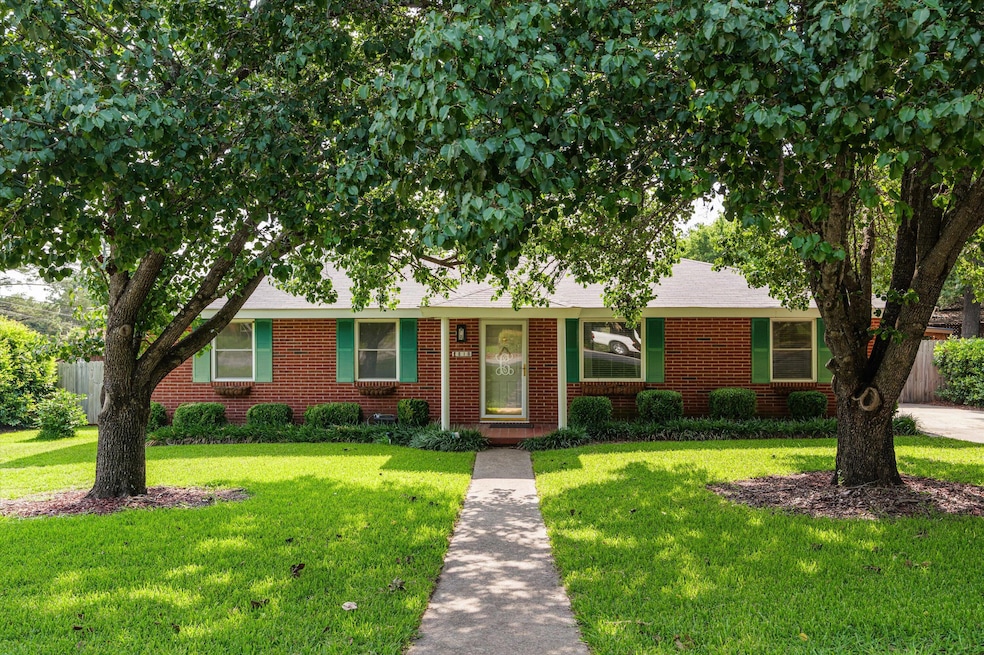 Sold $280,000 • Co-Listing Agent