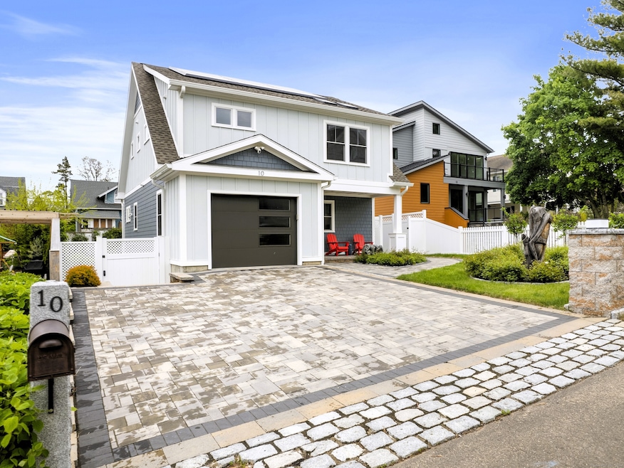 Sold $949,000 • Co-Listing Agent