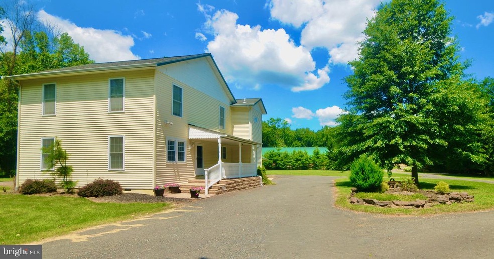 160 Mill Ln W, Columbus, NJ 08022 - photo 1