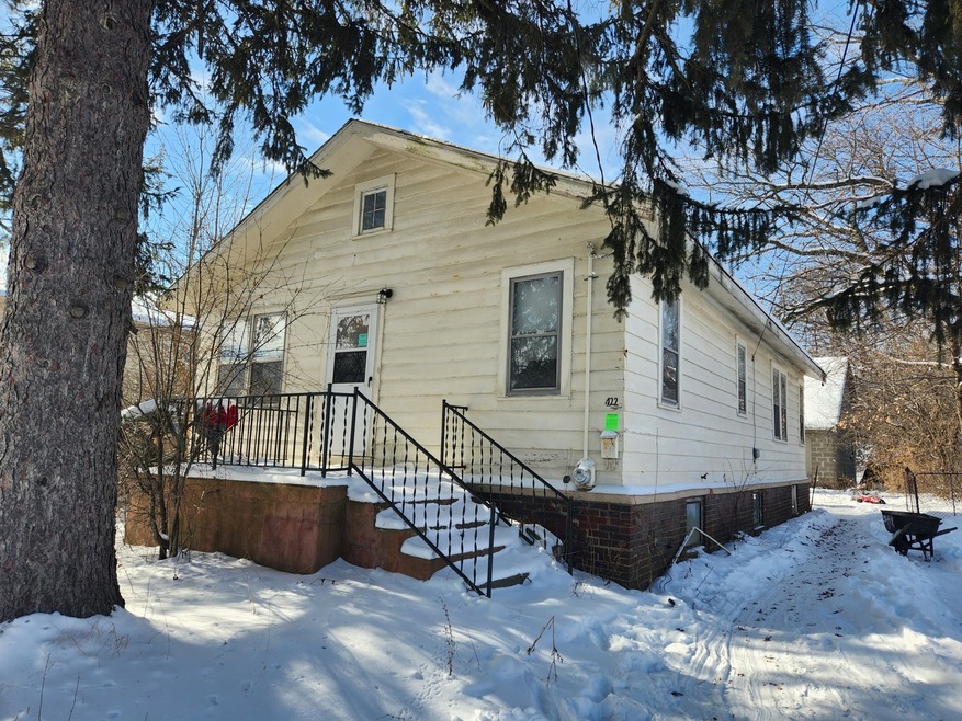 422 S Orchard Ave, Waukegan, IL 60085 - photo 1