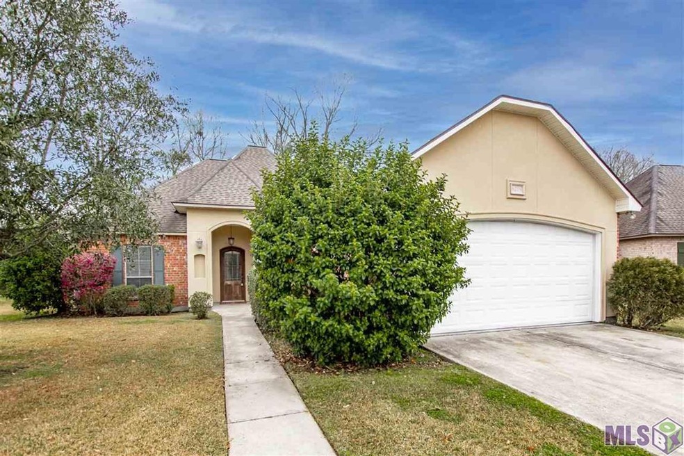 6216 Woodbend Ave, Zachary, LA 70791 - photo 1