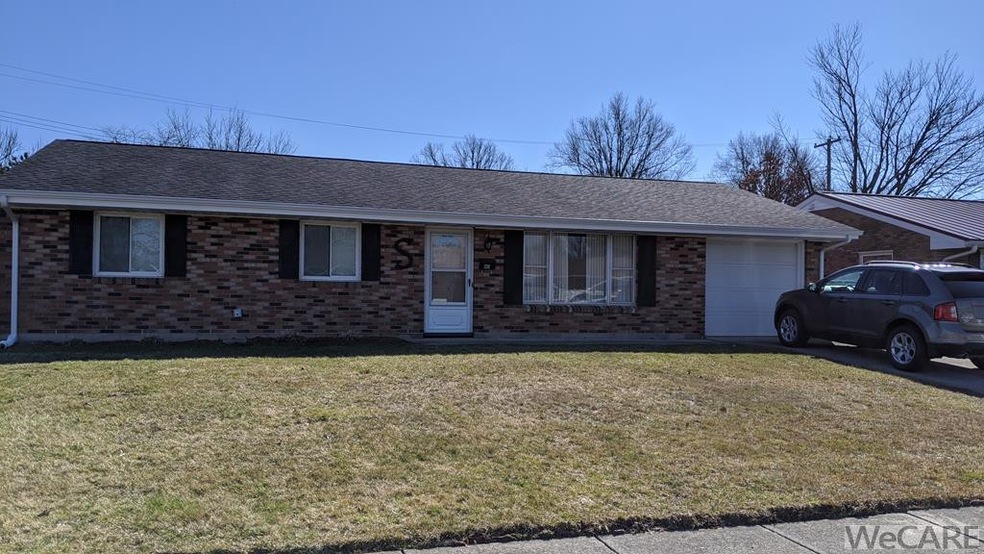 643 Westbrook Dr, Lima, OH 45801 - photo 1