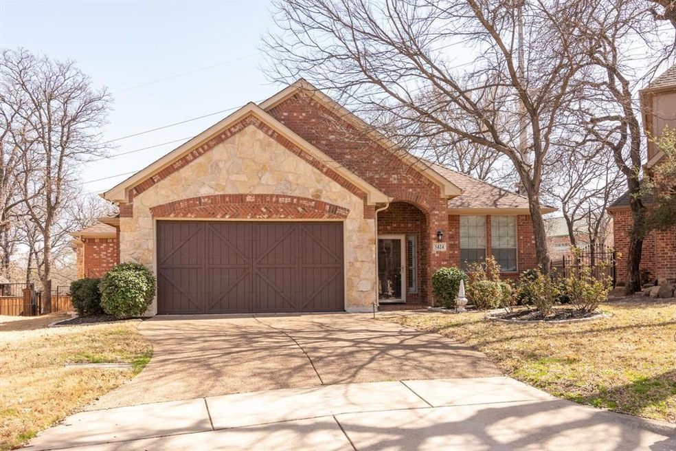 3424 Grayson Ct, Hurst, TX 76054 - photo 1