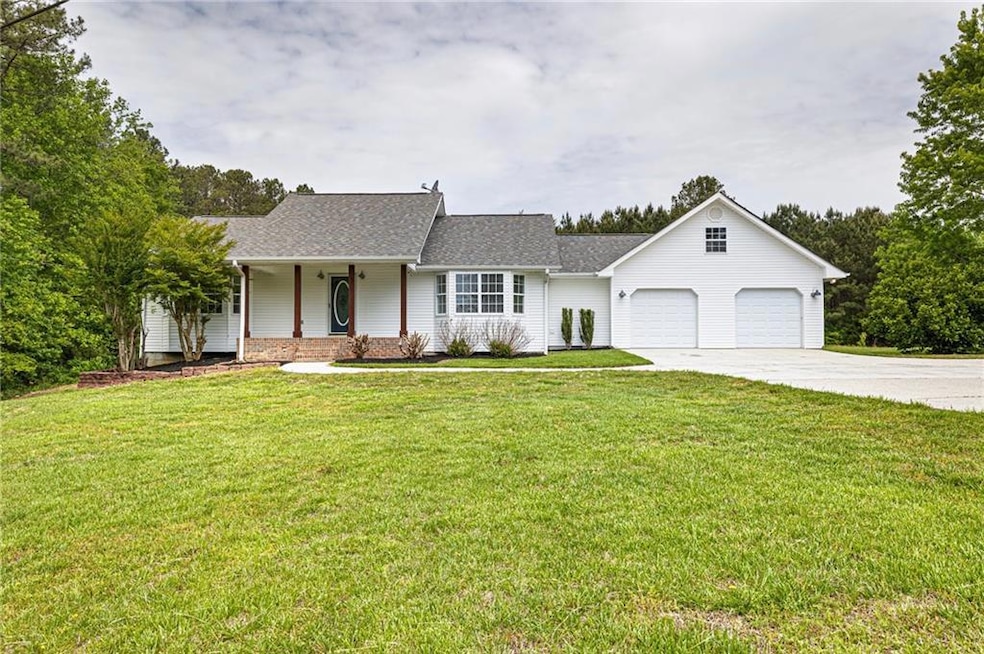 Pristine Curb Appeal Ranch on Basement Farmhouse!
