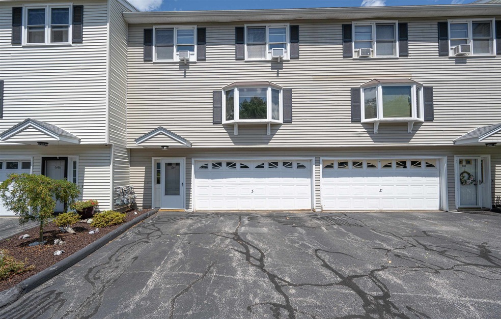 644 Hackett Hill Rd unit A009, Manchester, NH 03102 - photo 1