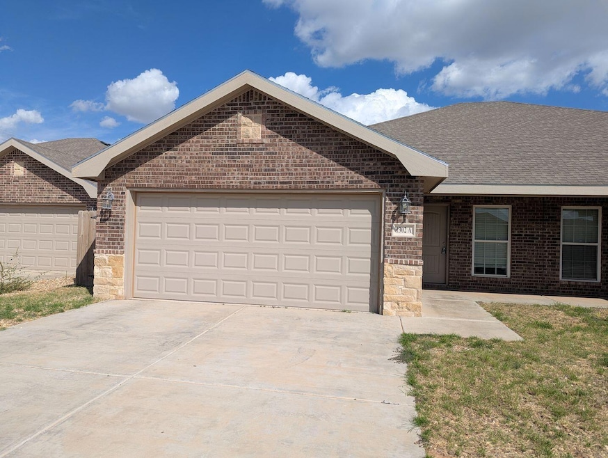 1302 N Clinton Ave unit A & B, Lubbock, TX 79416 - photo 1