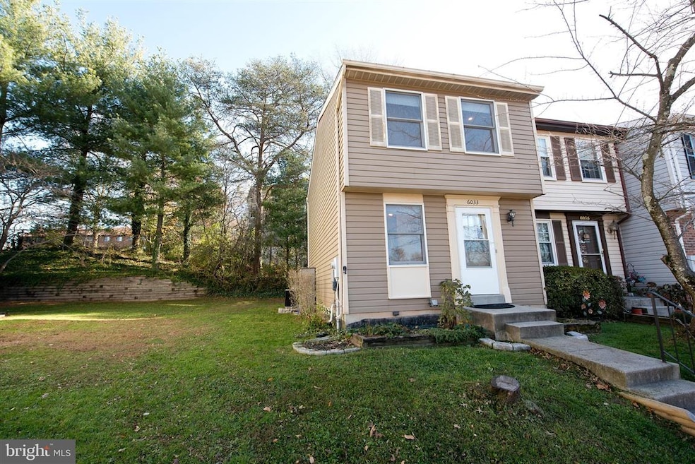 6033 Rowanberry Dr, Elkridge, MD 21075 - photo 1