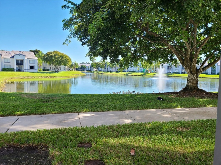 4440 NW 107th Ave unit 1067, Doral, FL 33178 - photo 1