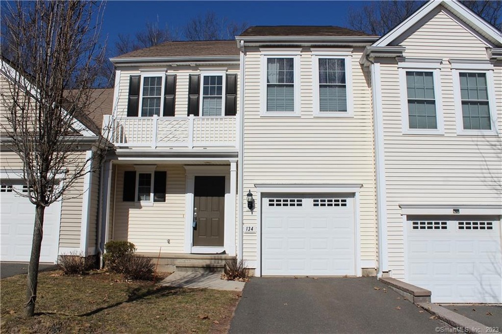 134 Sterling Dr, Newington, CT 06111 - photo 1