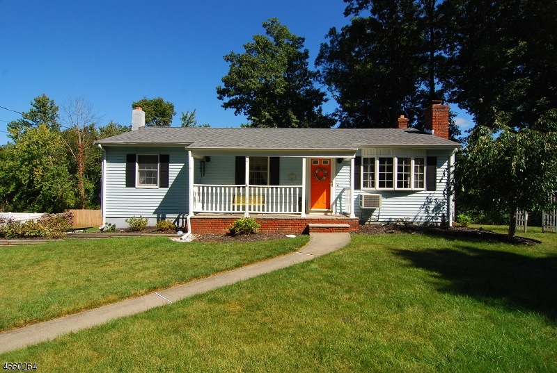 4 Huron, Oak Ridge, NJ 07438 - photo 1