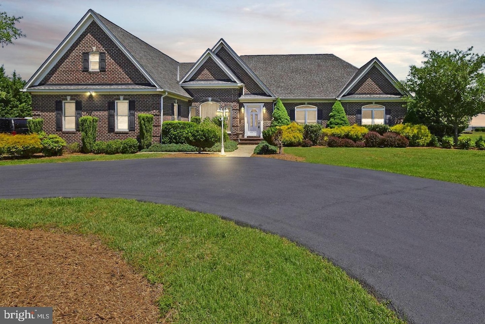 9099 Pebble Beach Ln, King George, VA 22485 - photo 1