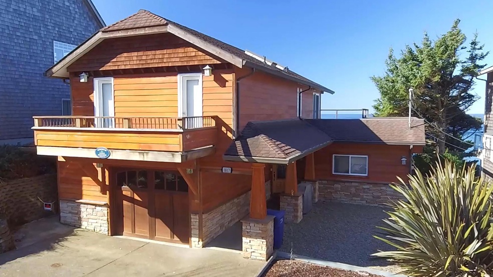 1817 SW Coast Ave, Lincoln City, OR 97367 - photo 1