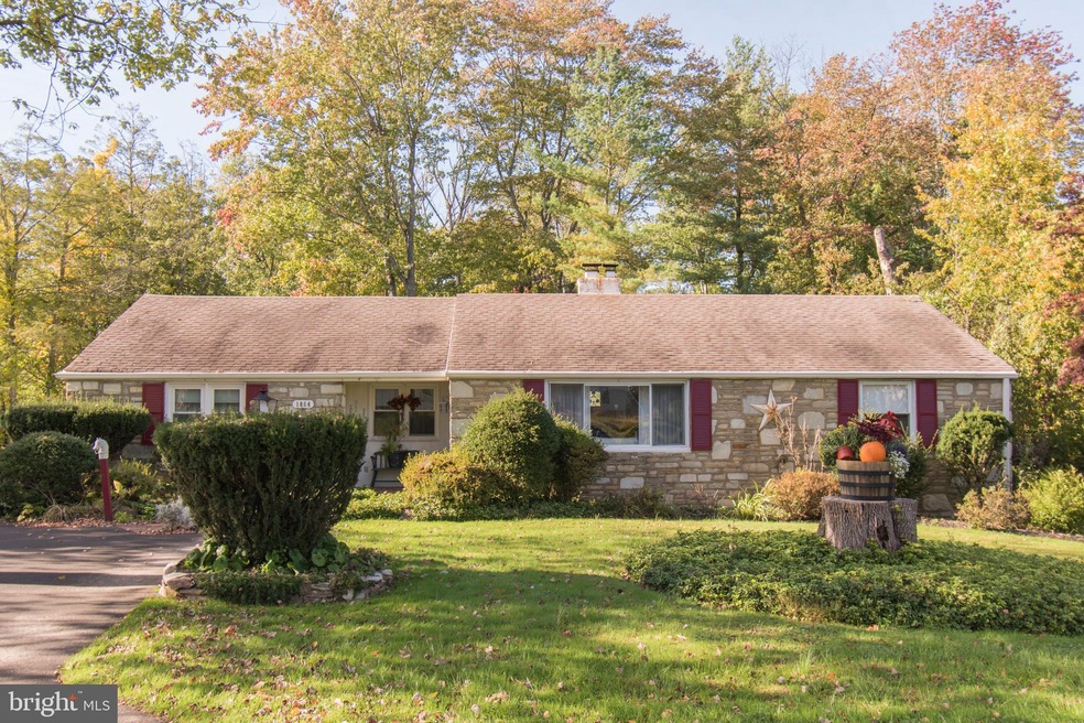 1064 Manor Ln, Southampton, PA 18966 - photo 1