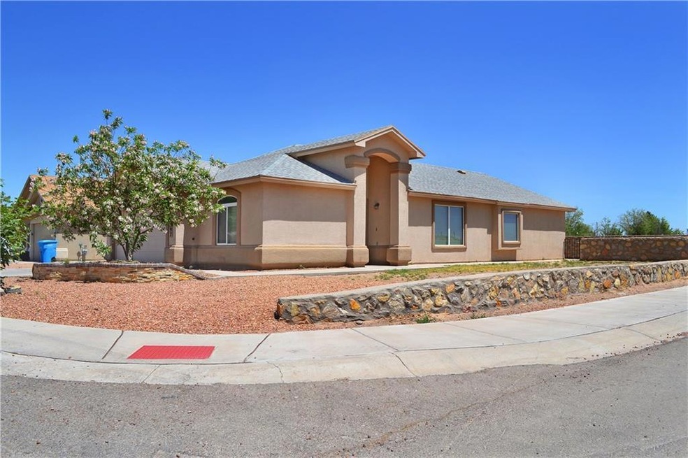 11597 Flor Liatris Dr, Socorro, TX 79927 - photo 1