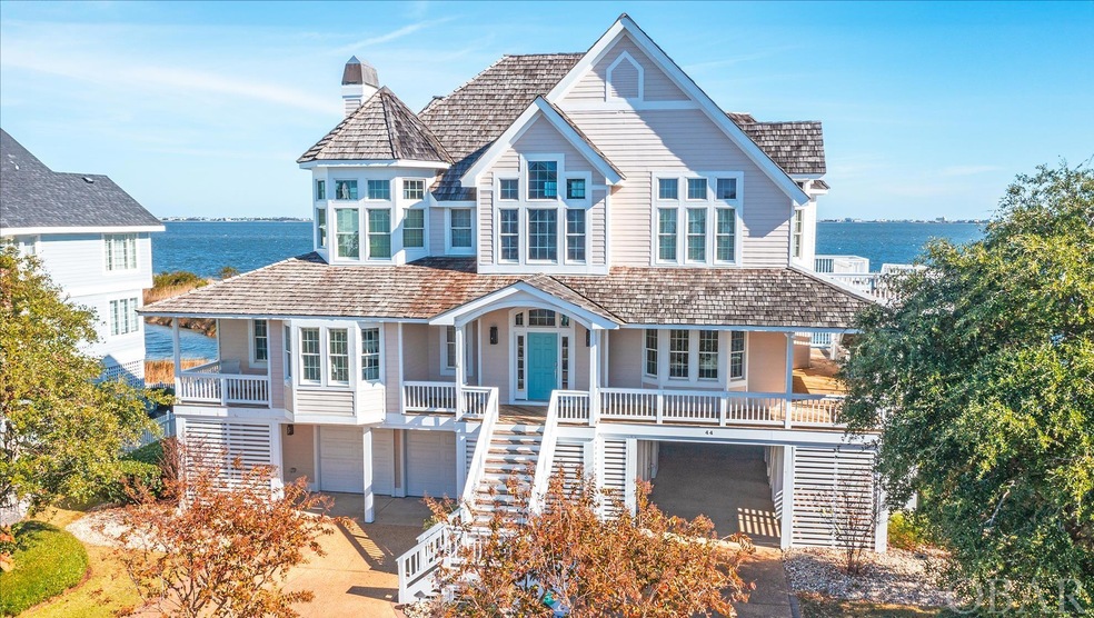 Sold $1,756,250 • Co-Listing Agent