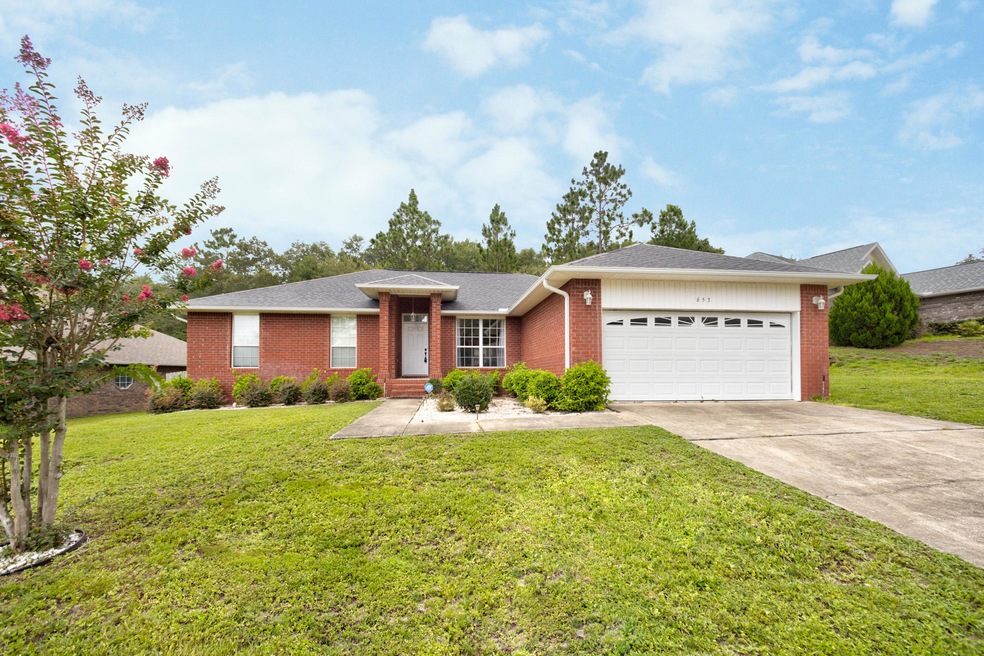 653 Territory Ln 001