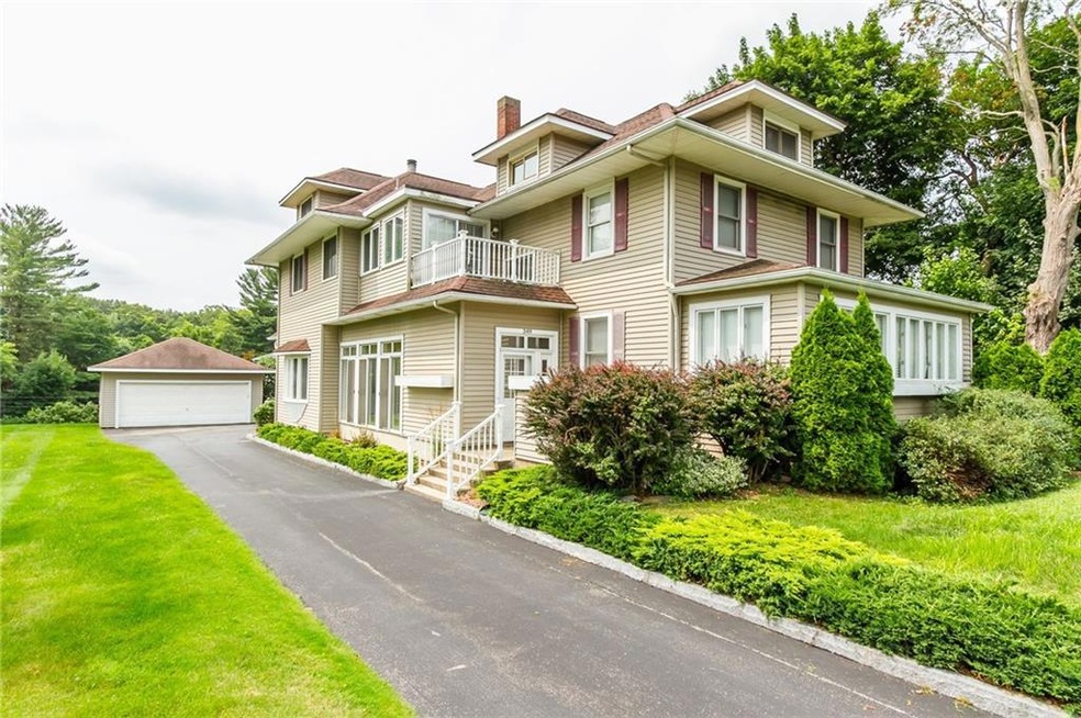 349 Fairport Rd, East Rochester, NY 14445