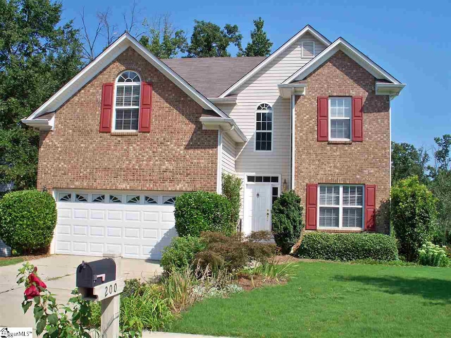 200 Woodvine Way, Mauldin, SC 29662 - photo 1