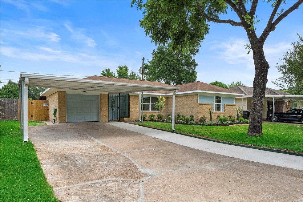 3023 Briarwick Ln, Houston, TX 77093 - photo 1