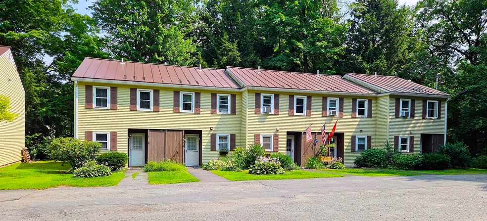 1295 Hartford Ave unit 6, White River Junction, VT 05001 - photo 1