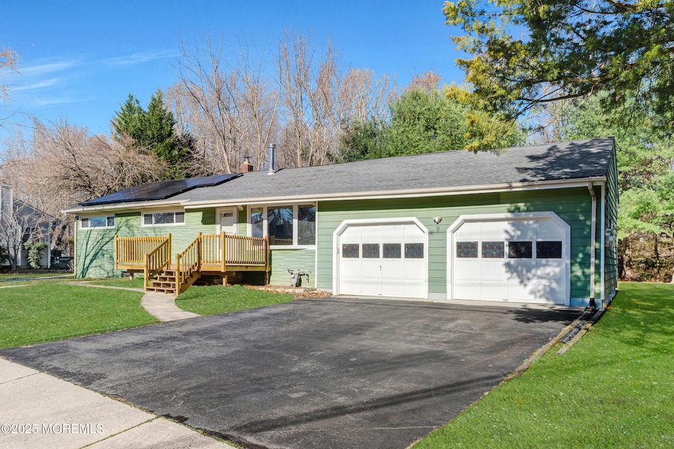 9 Jeanne Dr, Neptune, NJ 07753 - photo 1