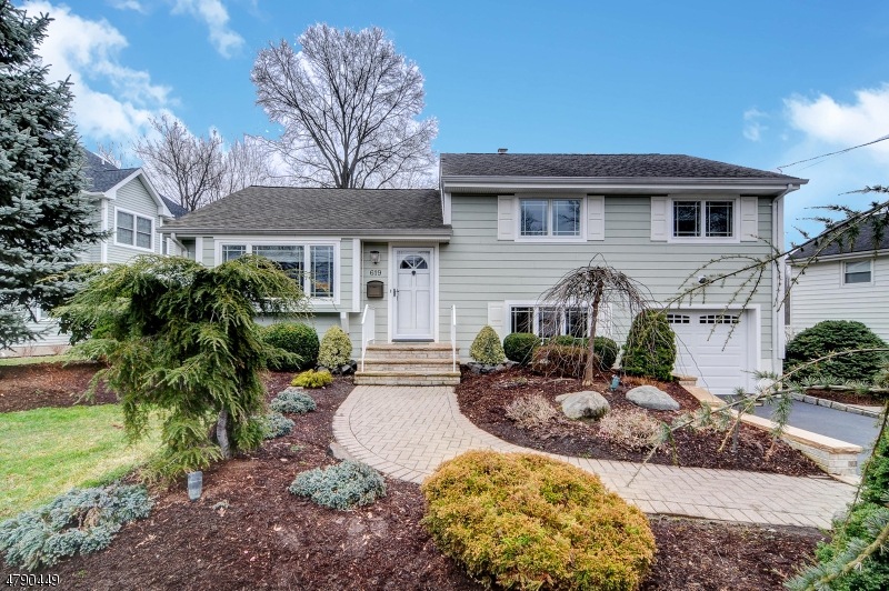 619 Leigh Dr, Westfield, NJ 07090 - photo 1