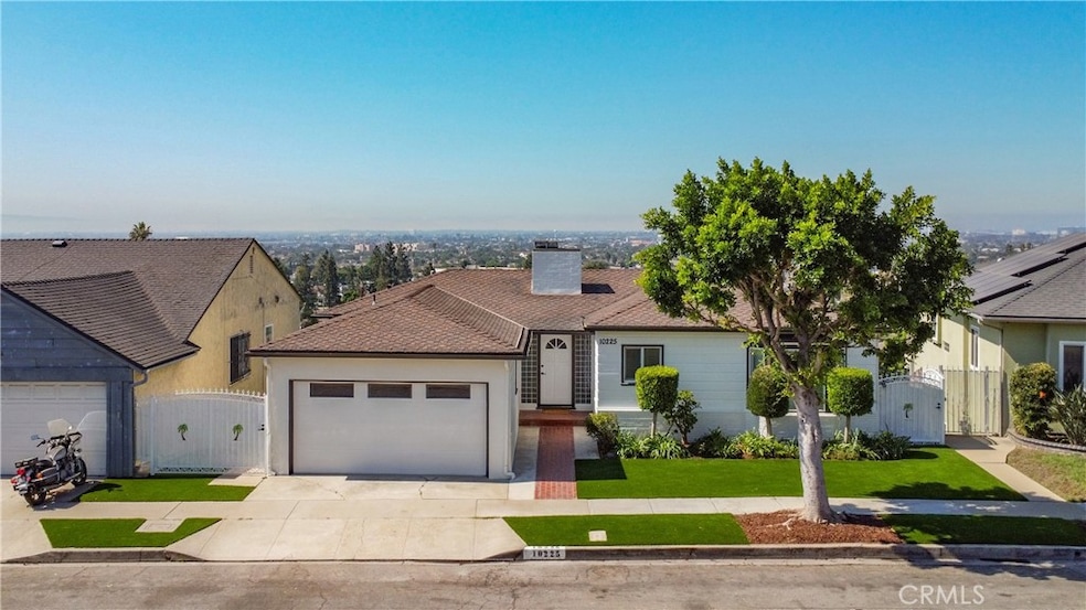 For Sale $1,045,000 • Co-Listing Agent