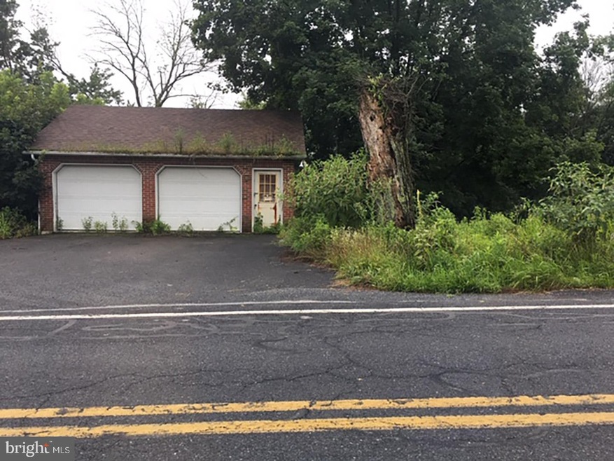 760 Water St, Shoemakersville, PA 19555 - photo 1